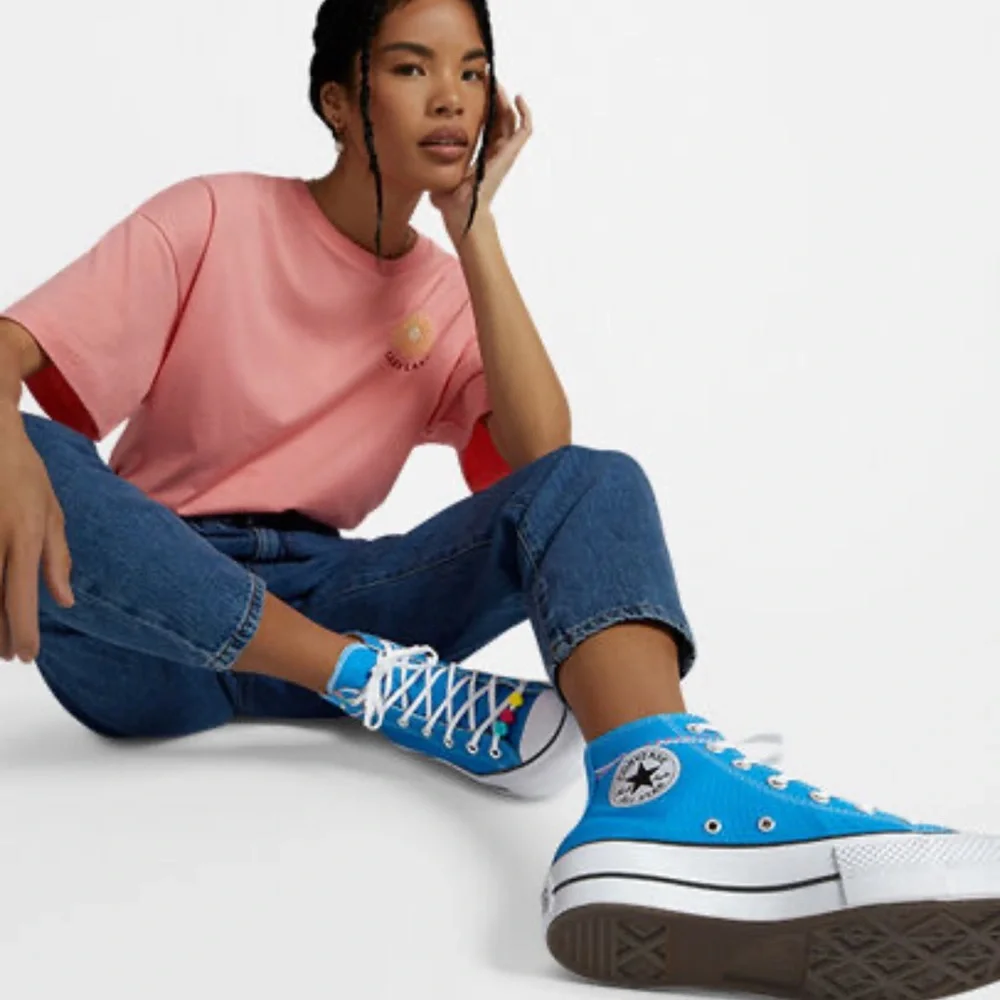 NWT Converse Chuck Taylor All Star Lift Platform Embroidered Bracelet